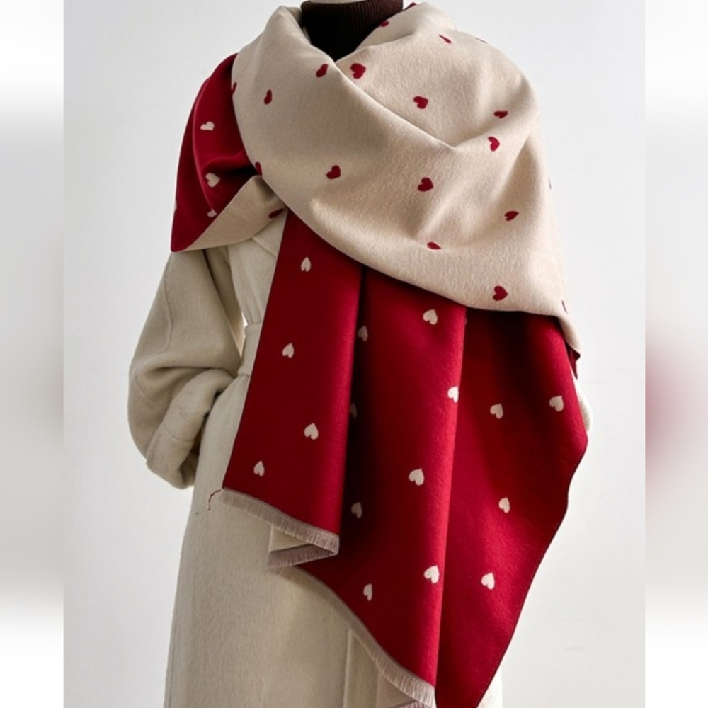Elegant Heart Patterned Red and Cream Scarf